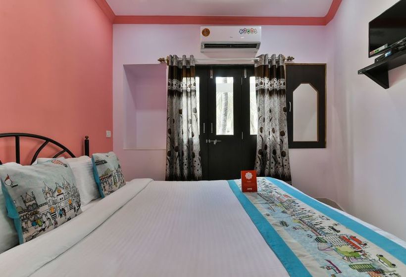 Oyo 11525 Hotel Queen Of Queens Standard 8