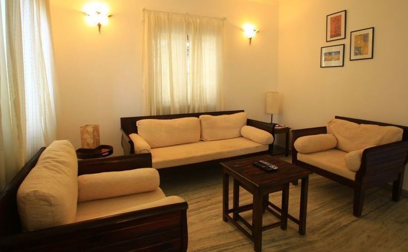 Crescent Villa No. 7 3