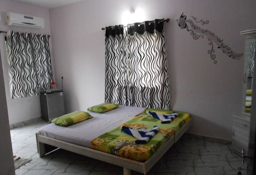 Pensão Casa Almeida Guest House 2