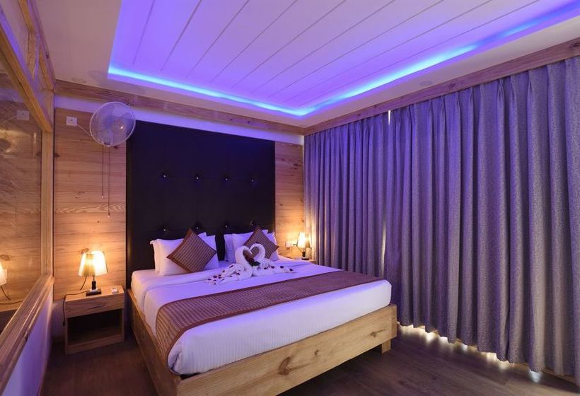 Baga Hideout Resort 6