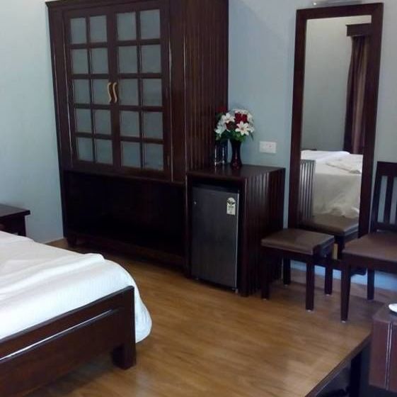 Pension Crown Villa Vagator 4