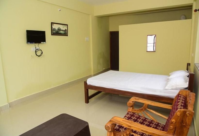Pension Nirvaah Room Siolim Kitchenete 4