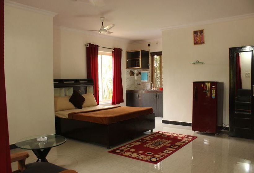 Oyo 9217 Home Studios Near Candolim Beach