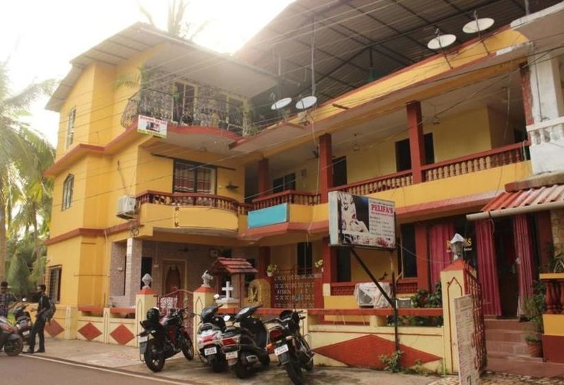 Oyo 9217 Home Studios Near Candolim Beach 17