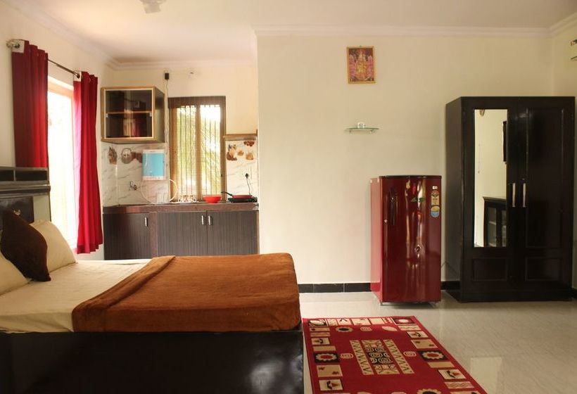 Oyo 9217 Home Studios Near Candolim Beach 8