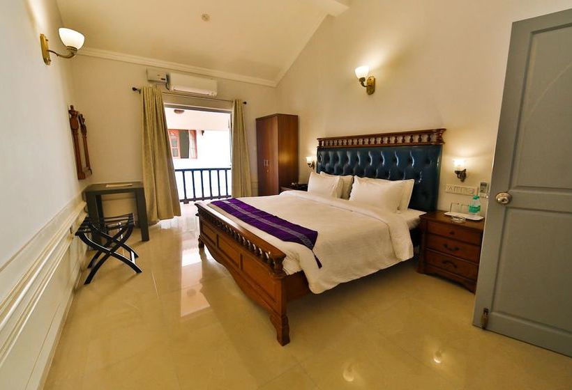 Hotel Emperor Resorts & Spa 13