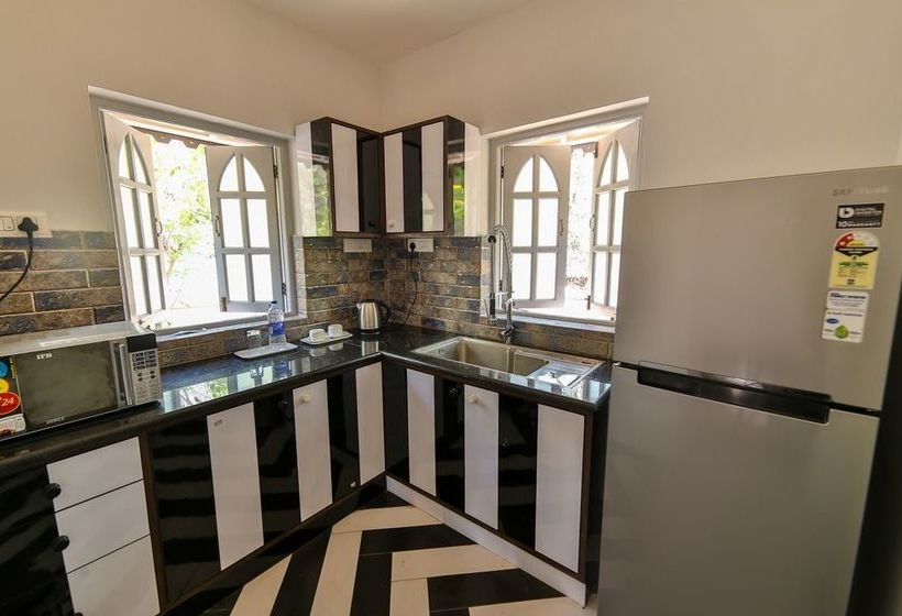 Hotel Emperor Resorts & Spa 15