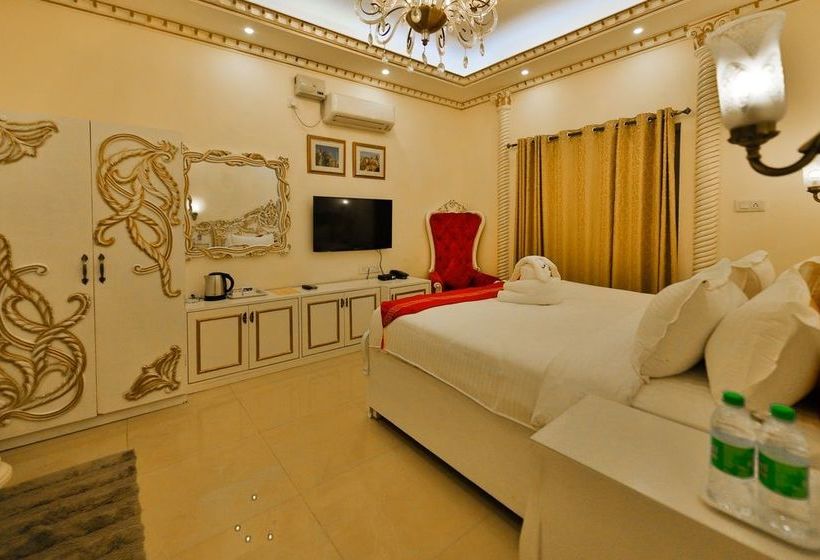 Hotel Emperor Resorts & Spa 8