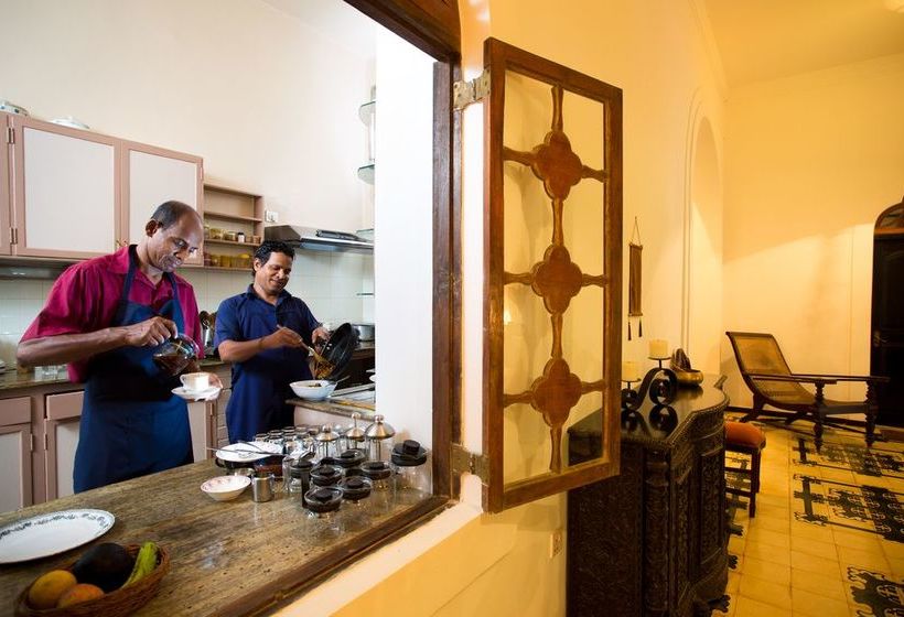 Pension Marbella Guesthouse 18