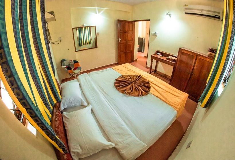 Showstopper Apartments 1 Bhk Pool View 2