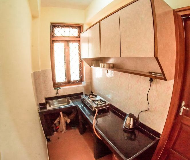 Showstopper Apartments 1 Bhk Pool View 5