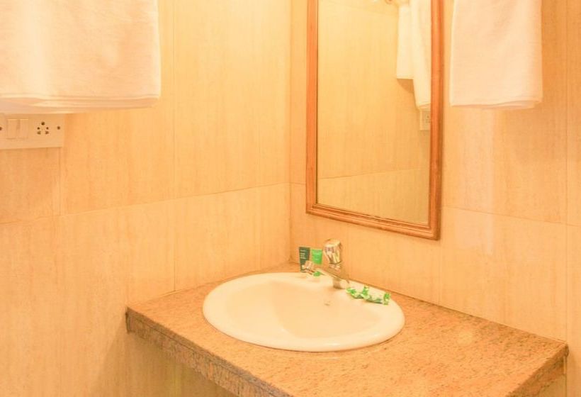 Hotel Treebo La Portugesa 13