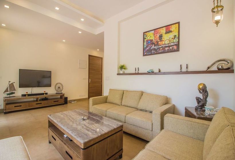 Oyo 12158 Home Exotic Studio With Pool Vagator 15