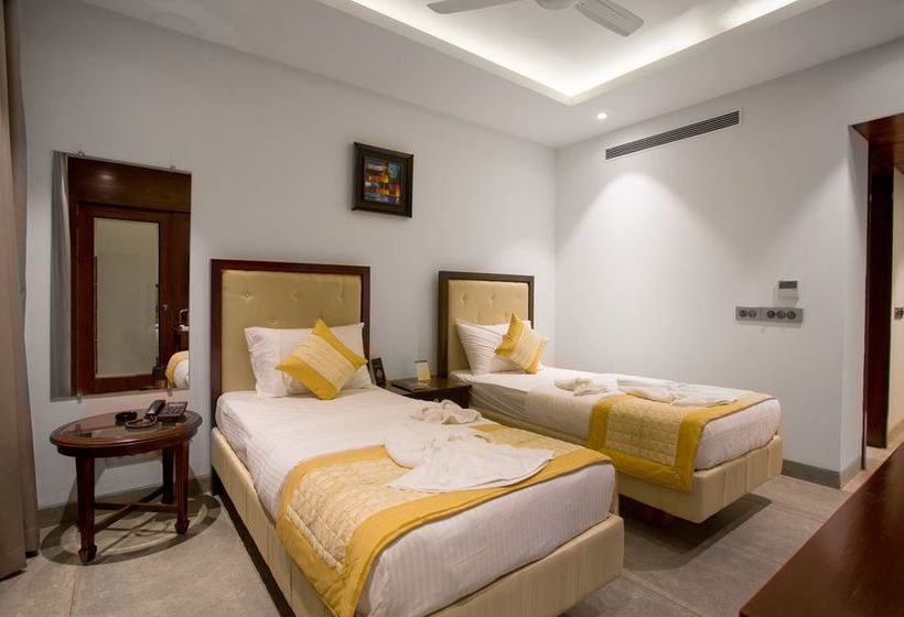 Fabhotel King's Court 11