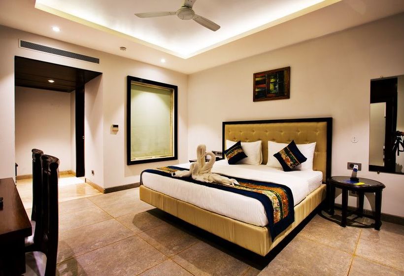 Fabhotel King's Court 16