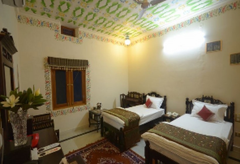 Hotel Suroth Mahal 4