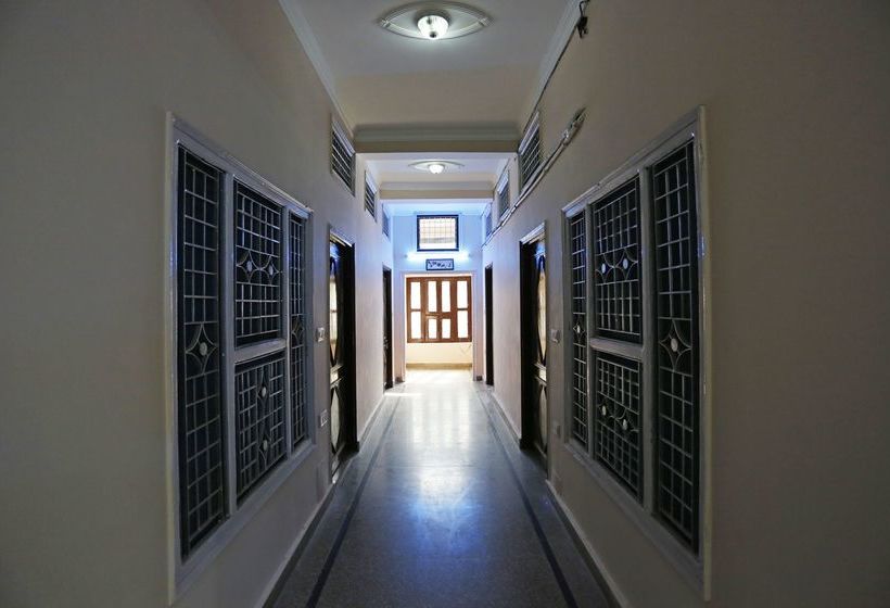 Hotel Radha Krishna Guest House 20