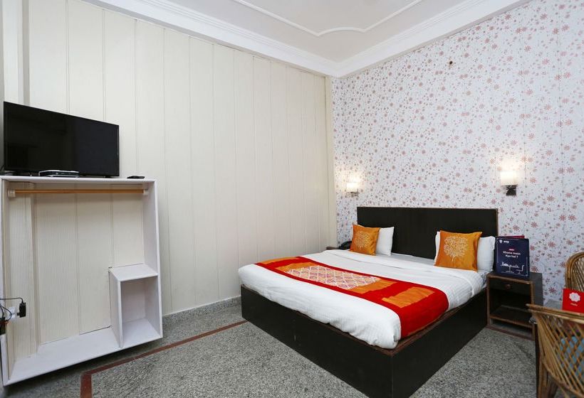 Hotel Radha Krishna Guest House 8