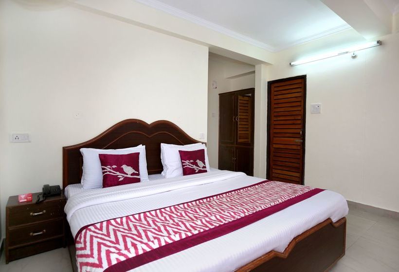 Hotel Rosewood Inn 10