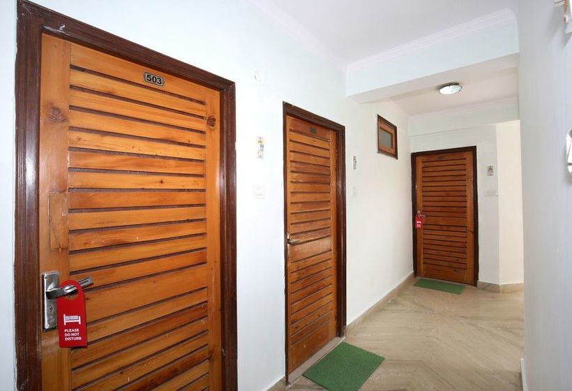 Hotel Rosewood Inn 18