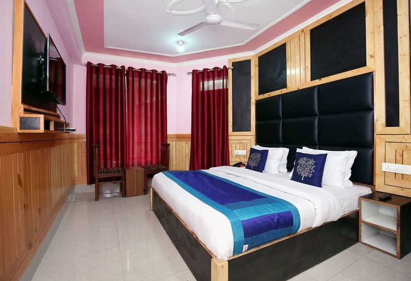 Hotel Rosewood Inn 8