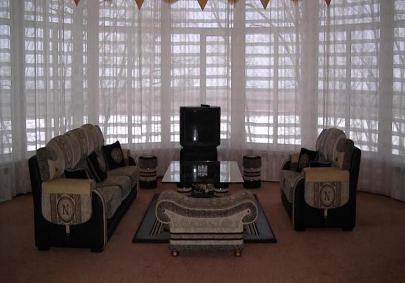 Hotel Imperatorsky Dvorets 1