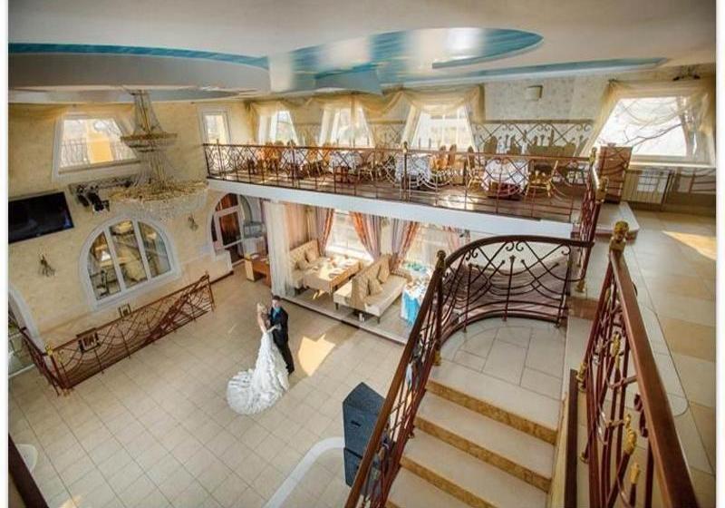 Hotel Imperatorsky Dvorets 2