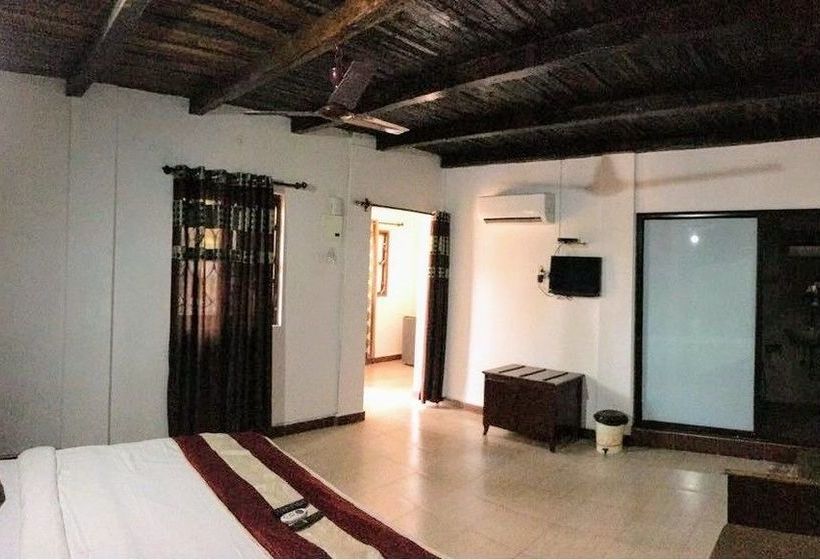 Resort Ocean Waves Beach Heritage 1