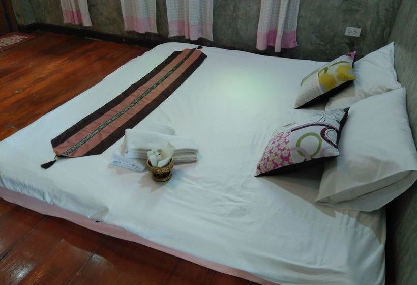 Pension Pimprajan Homestay 11