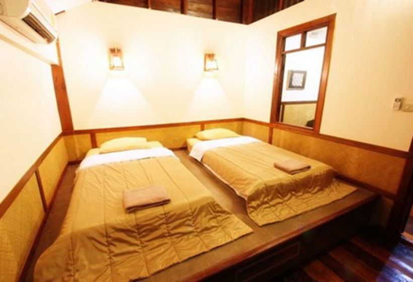 Pension Chotika Riverfront 1