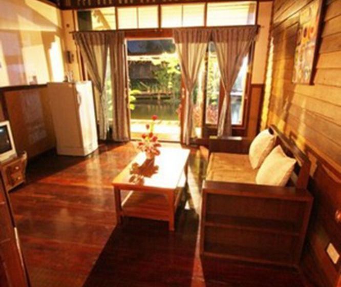 Pension Chotika Riverfront 5