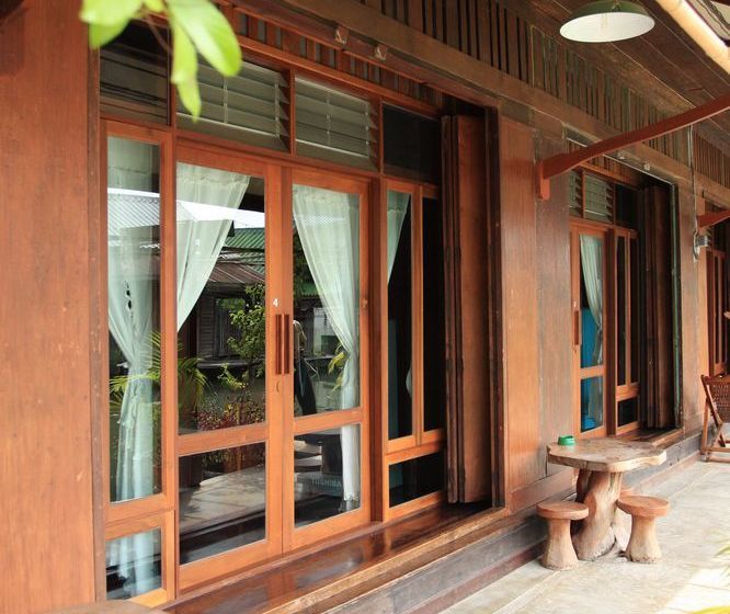 Pension Chotika Riverfront 9