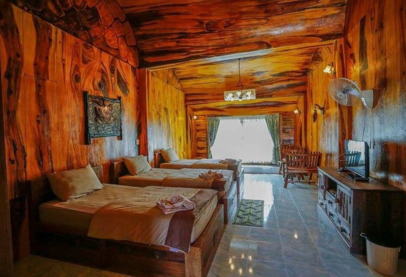 Hotel Timberland & Fruit Resort 9