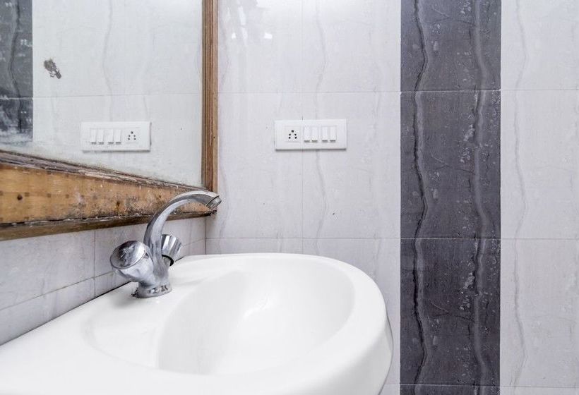 Guesthouser 1 Br Boutique Stay 1398 8