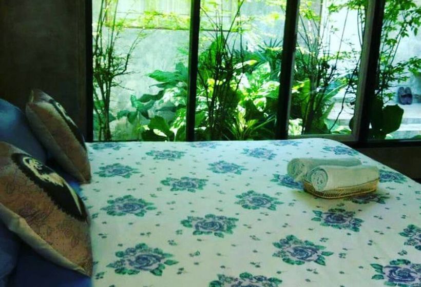 Hotel Baansuansabai Ploenpanmai Resort 4