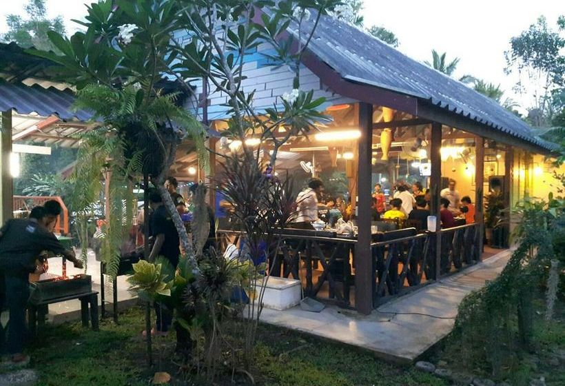 Hotel Baansuansabai Ploenpanmai Resort 8