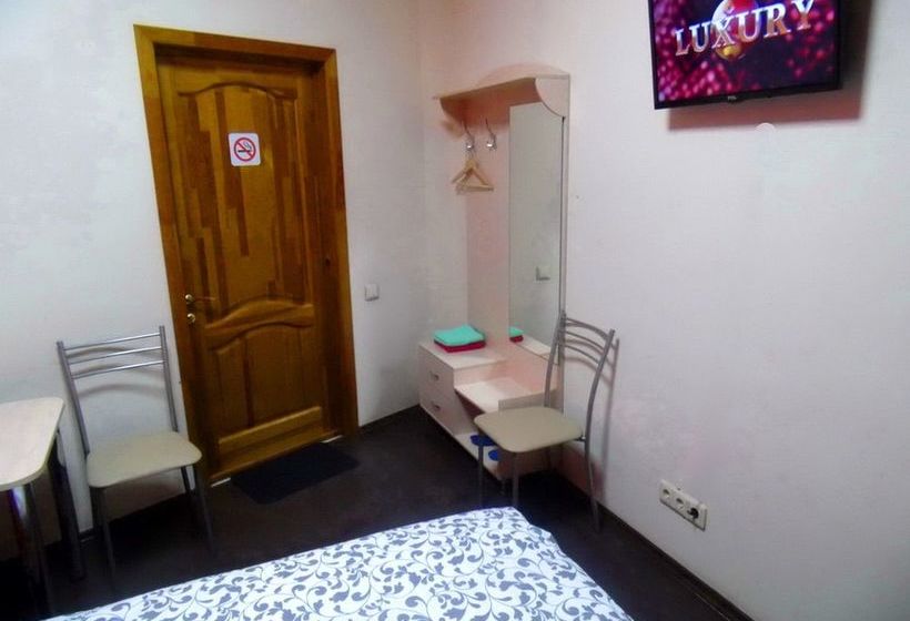 Mini Hotel Comfort 17