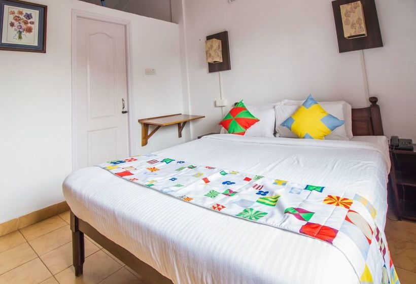 Oyo 12423 Home Pool View 1bhk Candolim 1