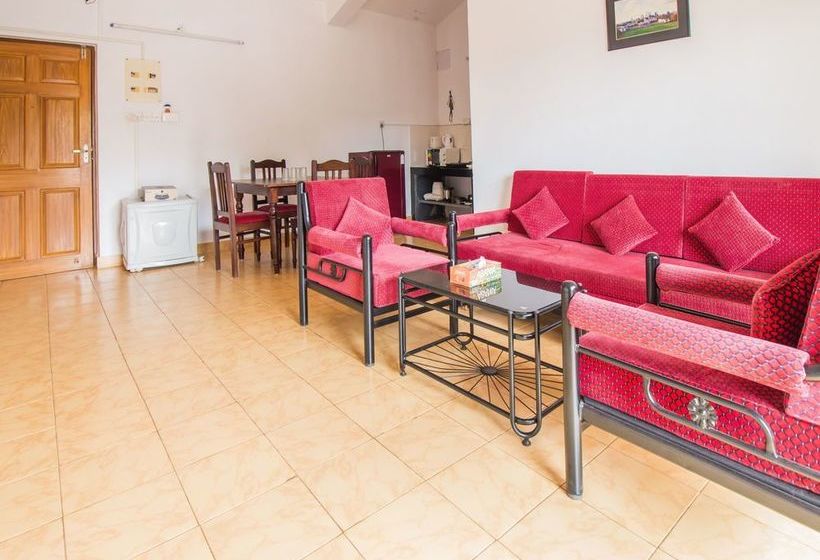 Oyo 12423 Home Pool View 1bhk Candolim 13