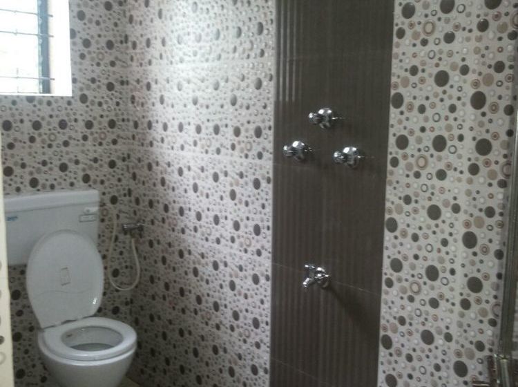 Hotel Ocean Waves Meera 10