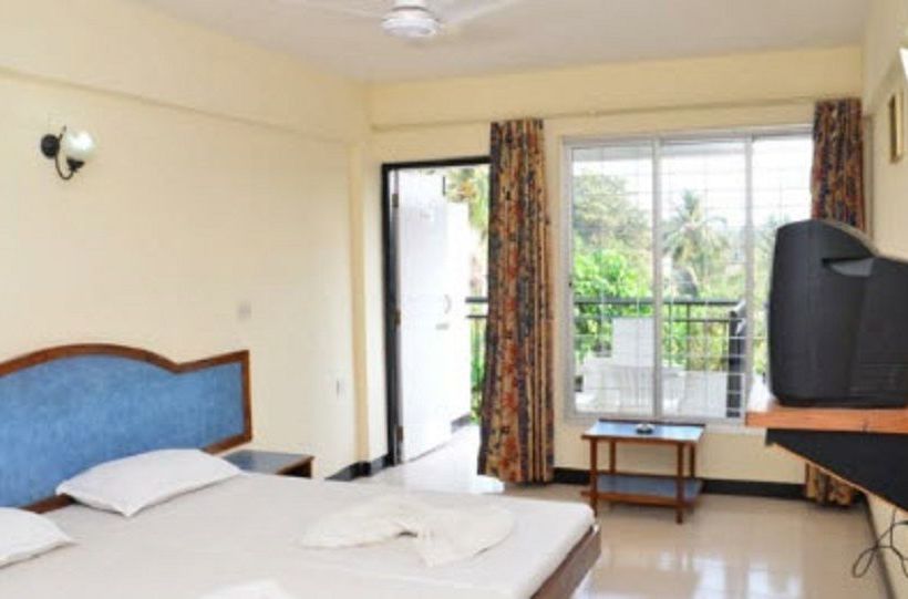 Hotel Ocean Waves Meera 9