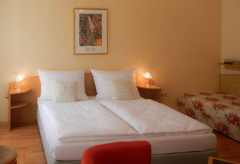 Hôtel Graf Stadion 13