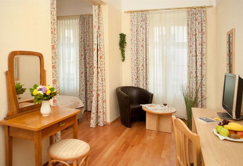 Hôtel Graf Stadion 9