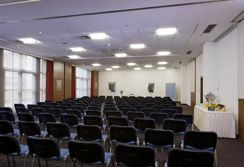 Hotel NH Salzburg City