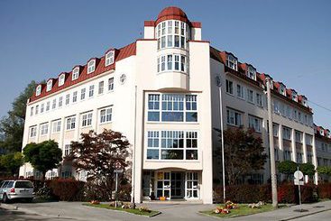 Strawberry Youth Hostel Salzburg