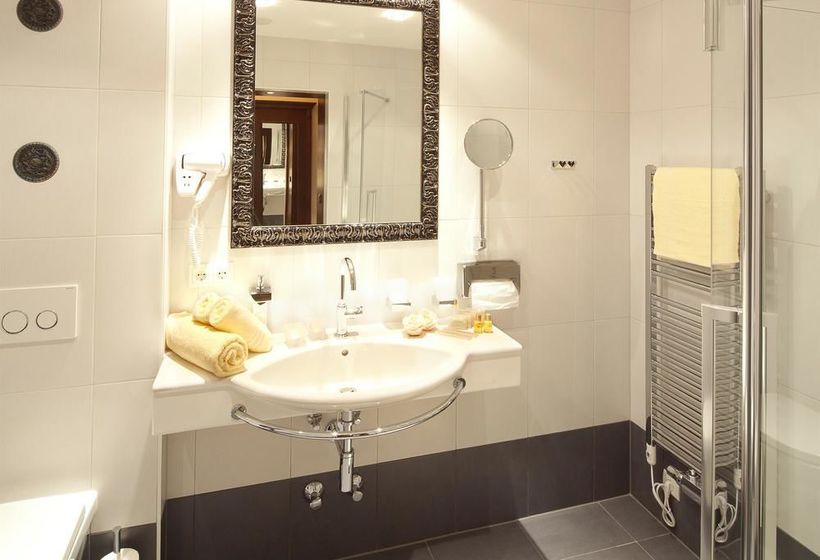 Best Western Plus Hotel Goldener Adler 19