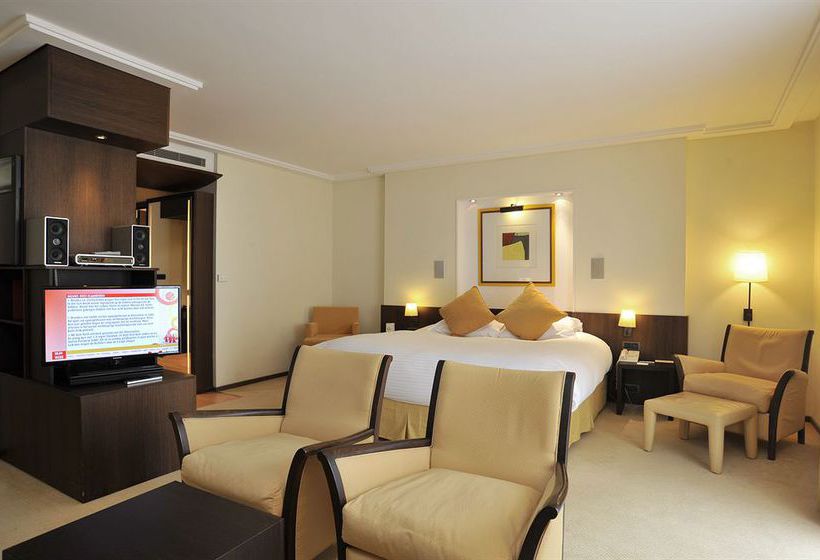 Parker Hotel Brussels Airport 11