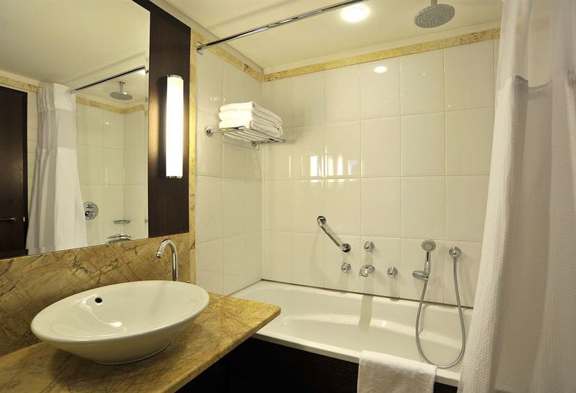 Parker Hotel Brussels Airport 5