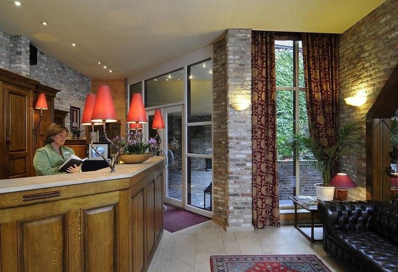 Hôtel De Castillion