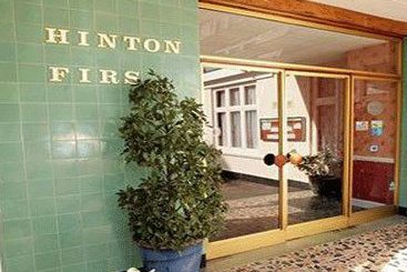 Hotel Hinton Firs